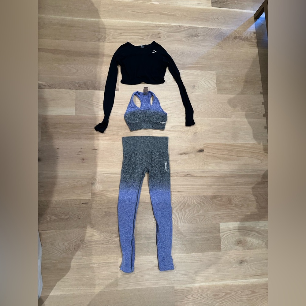 Gymshark XS three piece set - SOLD